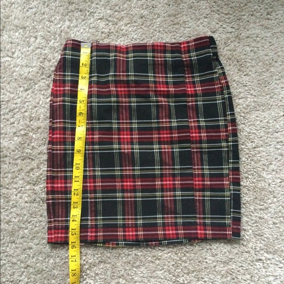Plaid Mini Skirt - Picture 7 of 9